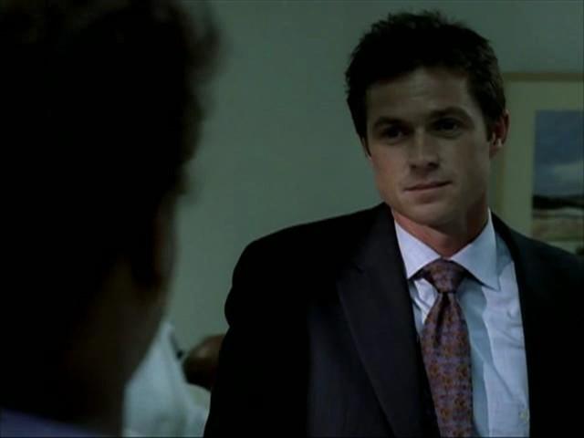 Agent Martin Fitzgerald (Eric Close)