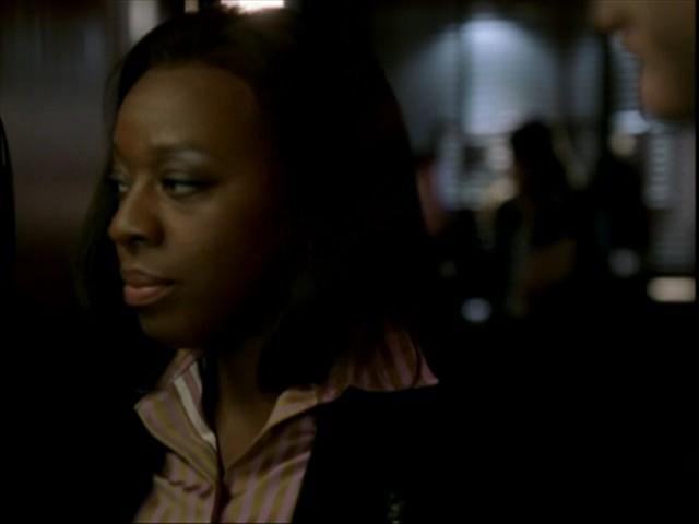 L'agent Johnson (Marianna Jean-Baptiste)