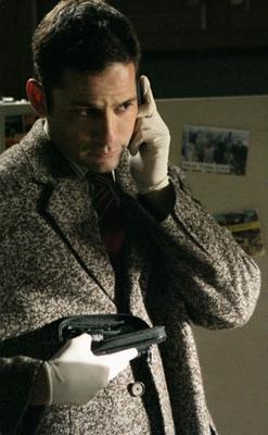 L'agent Danny Taylor (Enrique Murciano)